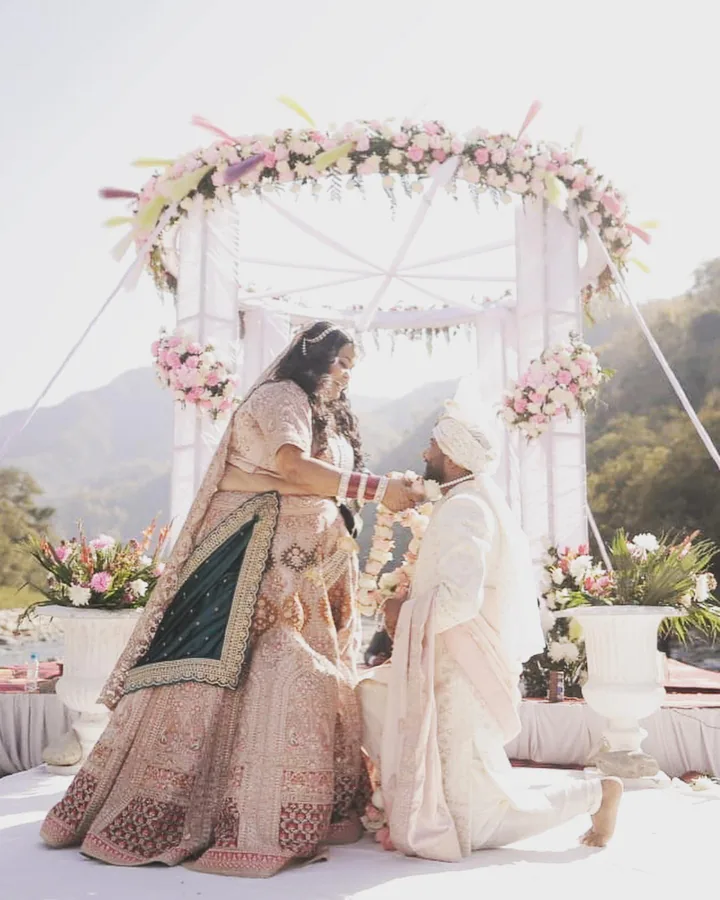 Wedding Shedding - Rishikesh Scenic Destination Mandap & Varmala